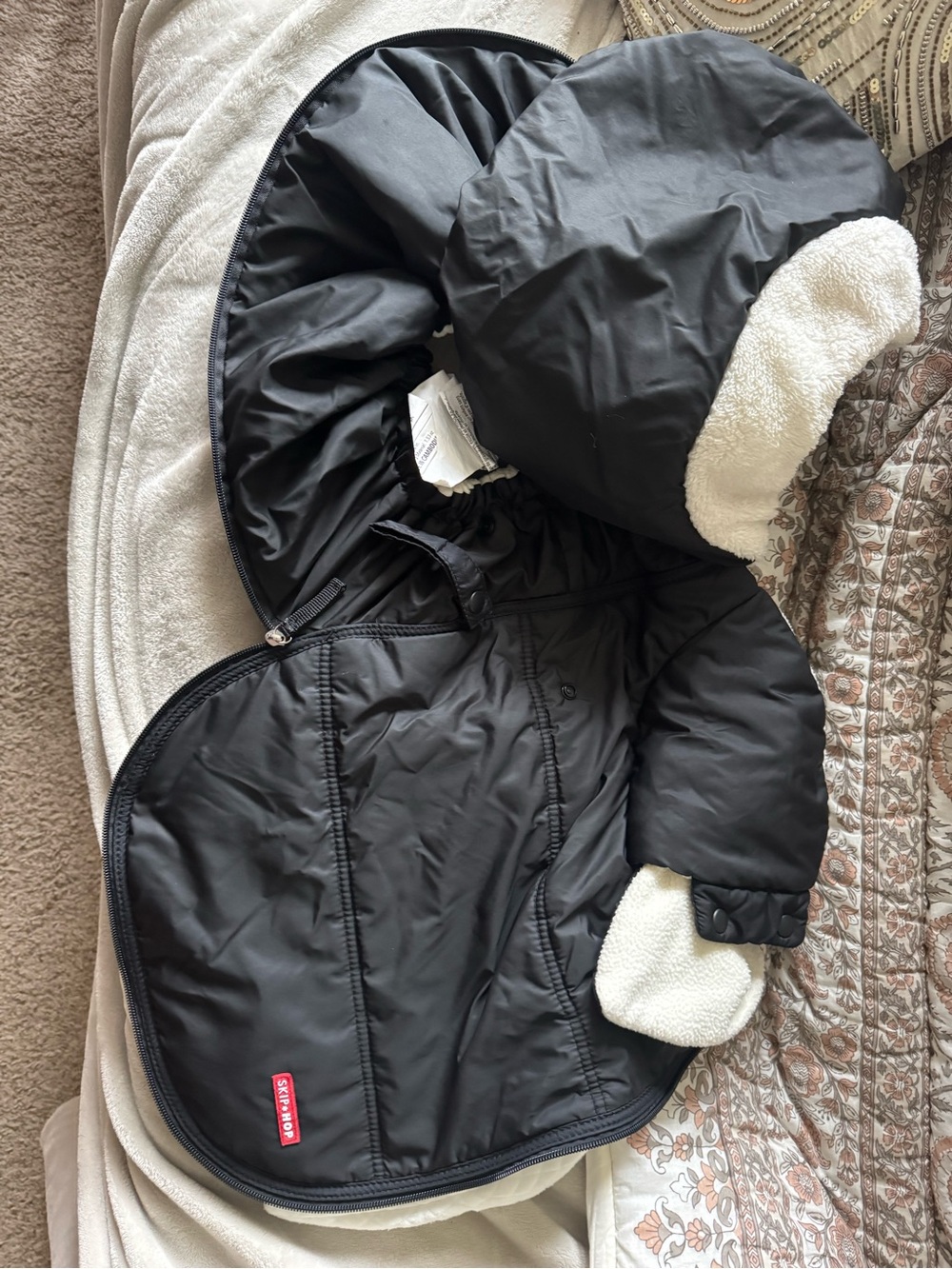 Baby Black Puffer car seat cover with Sherpa Trim